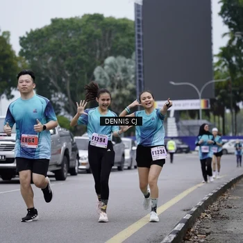 Runner Photo 8950287
