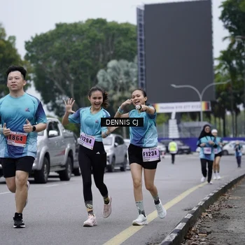 Runner Photo 8950299