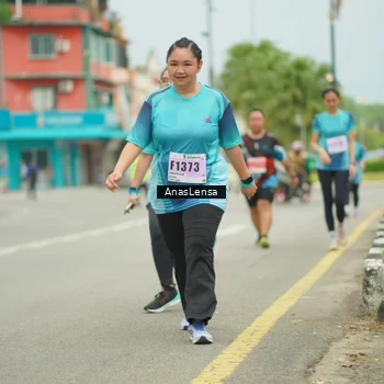 Runner Photo 8950309