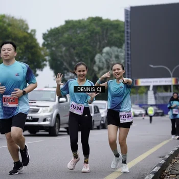 Runner Photo 8950333
