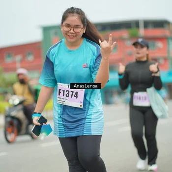 Runner Photo 8950341