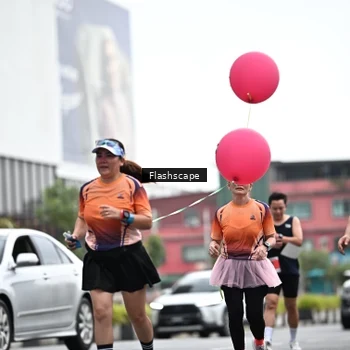 Runner Photo 8950342