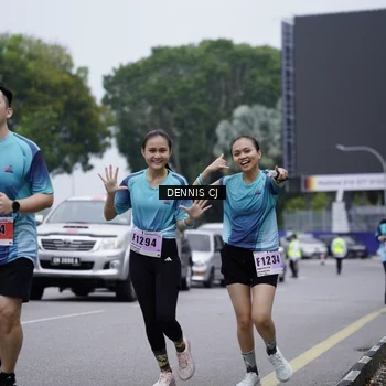 Runner Photo 8950348