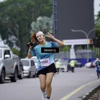 Runner Photo 8950492