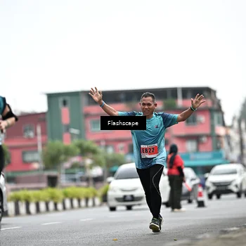 Runner Photo 8950548