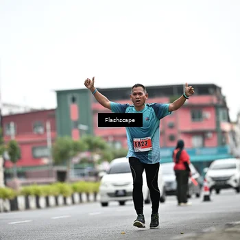 Runner Photo 8950572