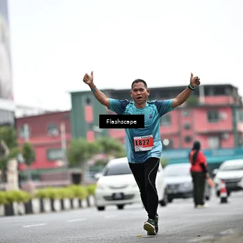 Runner Photo 8950595