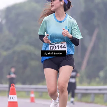 Runner Photo 8950677