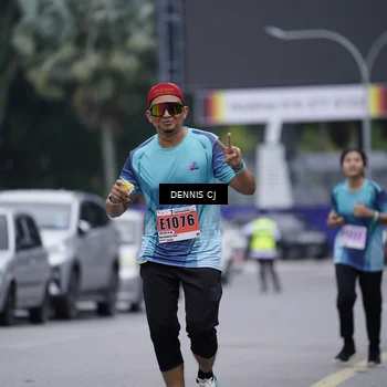 Runner Photo 8950798