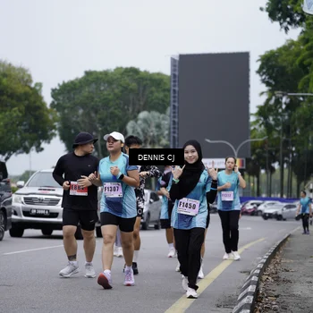 Runner Photo 8951013