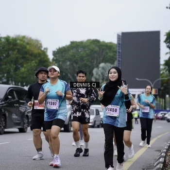 Runner Photo 8951049
