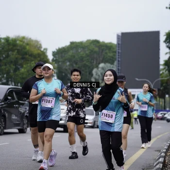 Runner Photo 8951059