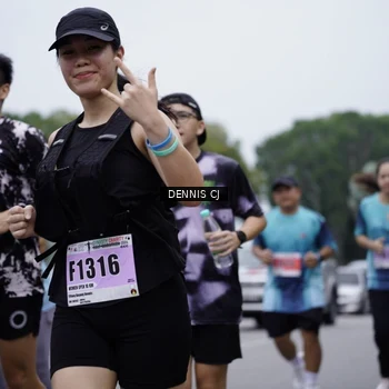 Runner Photo 8951091