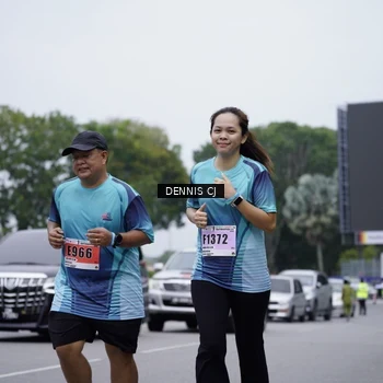 Runner Photo 8951098