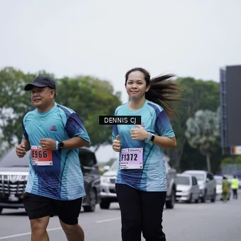Runner Photo 8951104