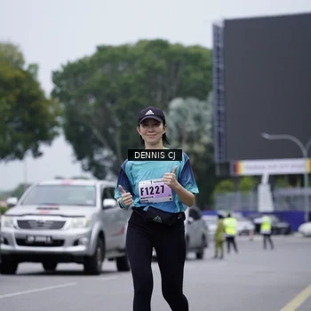 Runner Photo 8951142