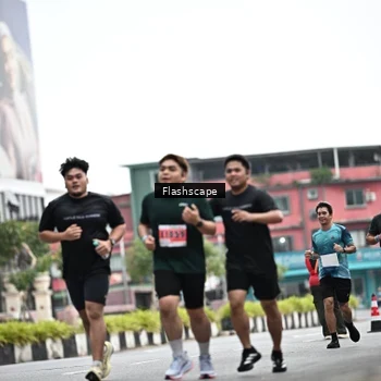Runner Photo 8951165