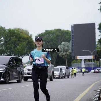 Runner Photo 8951176