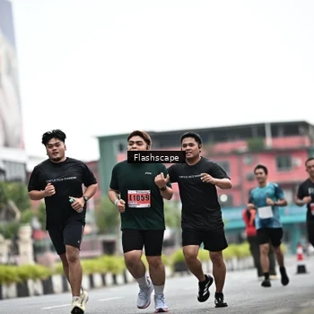 Runner Photo 8951195