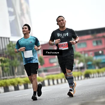 Runner Photo 8951255