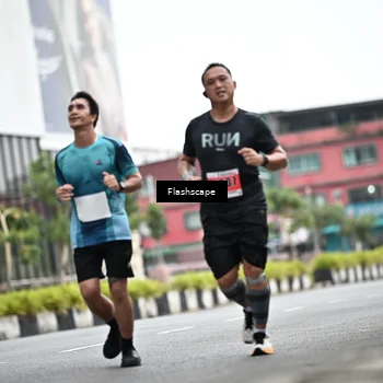 Runner Photo 8951275