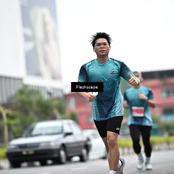 Runner Photo 8951342