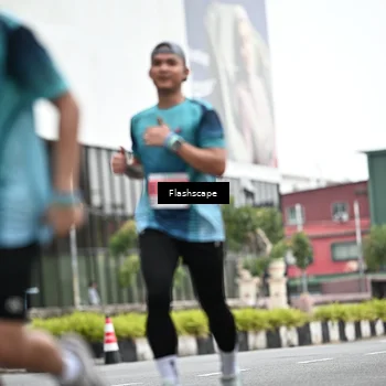 Runner Photo 8951376