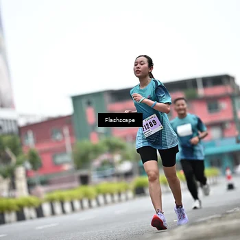 Runner Photo 8951523
