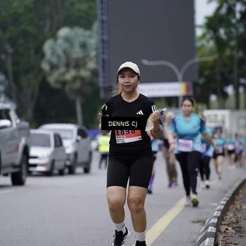 Runner Photo 8952057