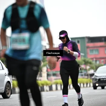 Runner Photo 8952072