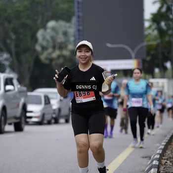 Runner Photo 8952074