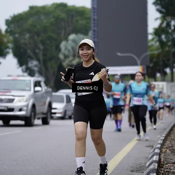 Runner Photo 8952103