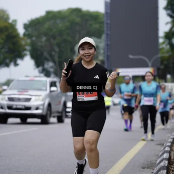 Runner Photo 8952117
