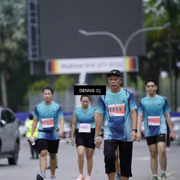 Runner Photo 8952303