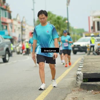 Runner Photo 8952386