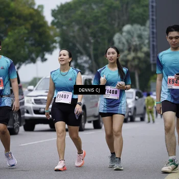 Runner Photo 8952397