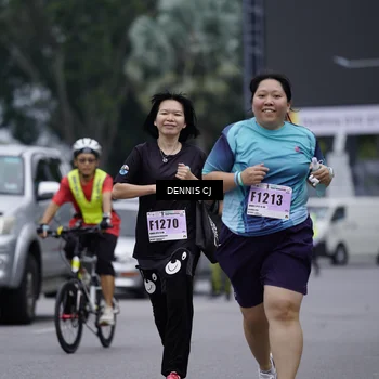 Runner Photo 8952497