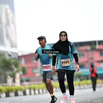 Runner Photo 8952549