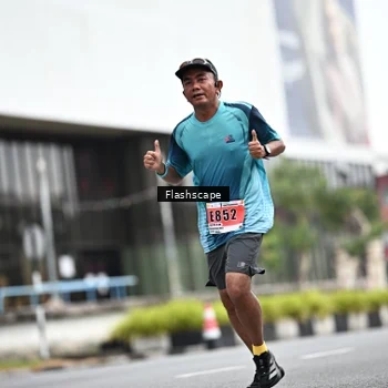 Runner Photo 8952587