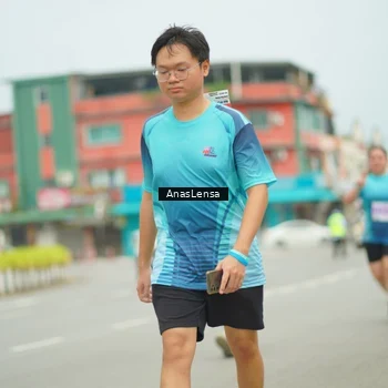 Runner Photo 8952601