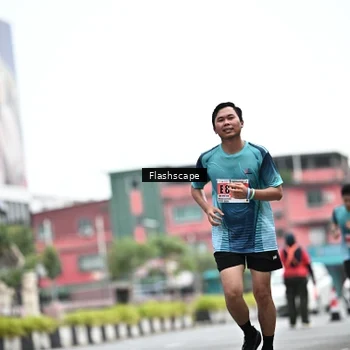 Runner Photo 8952658