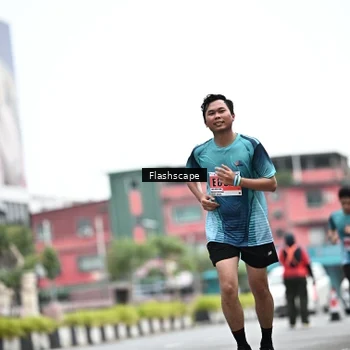 Runner Photo 8952698