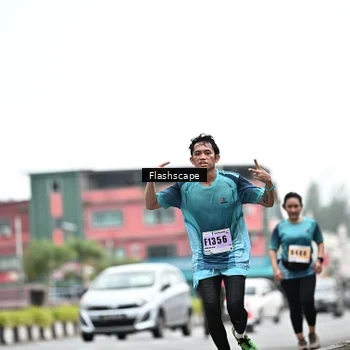 Runner Photo 8952709