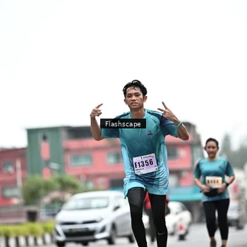 Runner Photo 8952721