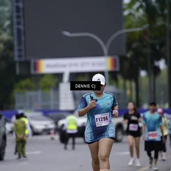 Runner Photo 8952744