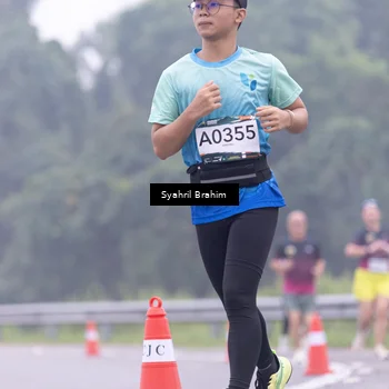 Runner Photo 8952835