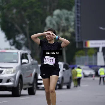 Runner Photo 8952843