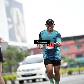 Runner Photo 8952868