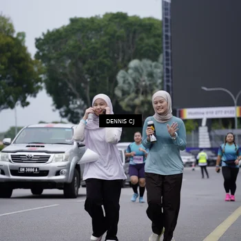Runner Photo 8953046