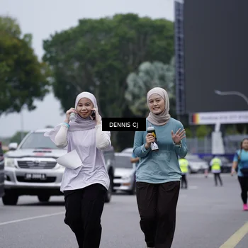 Runner Photo 8953078